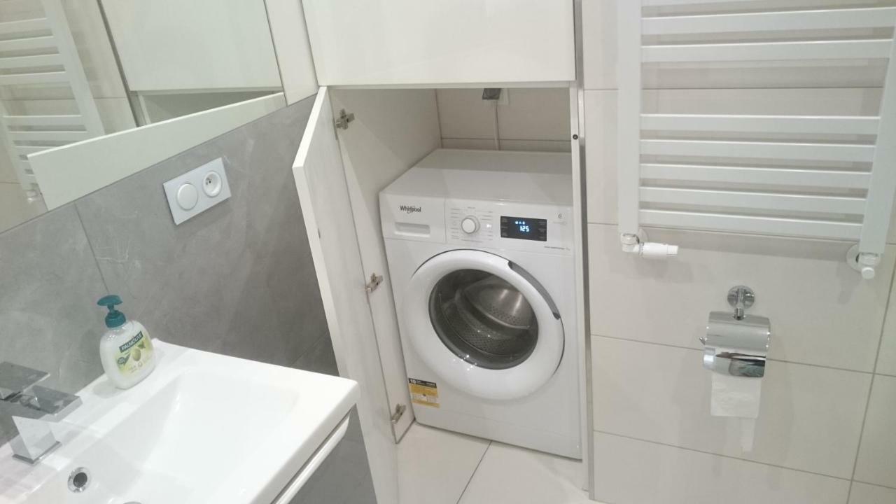ビエルスコ・ビアバApartament Debowiecアパートメント エクステリア 写真